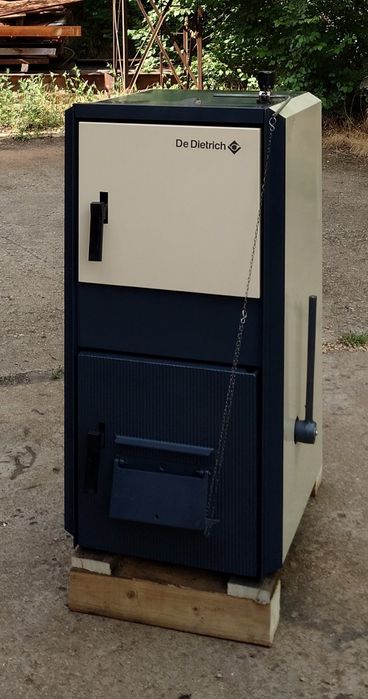 Чугунен котел на твърдо гориво Де Дитрих/ De Dietrich 30 kW