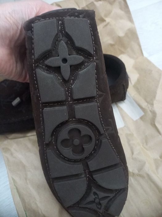 Продам орегинал Локер от LV