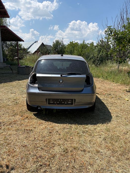 dezmembrez bmw seria 1