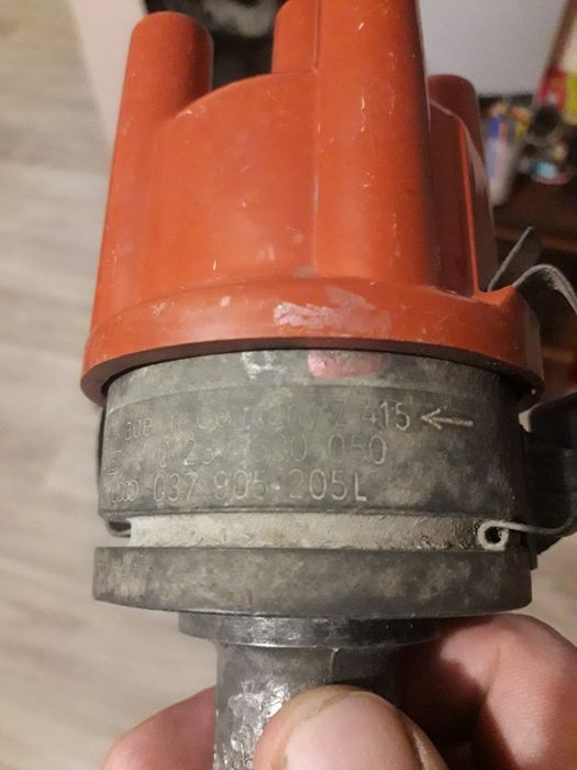 Трамблер пассат 2.0