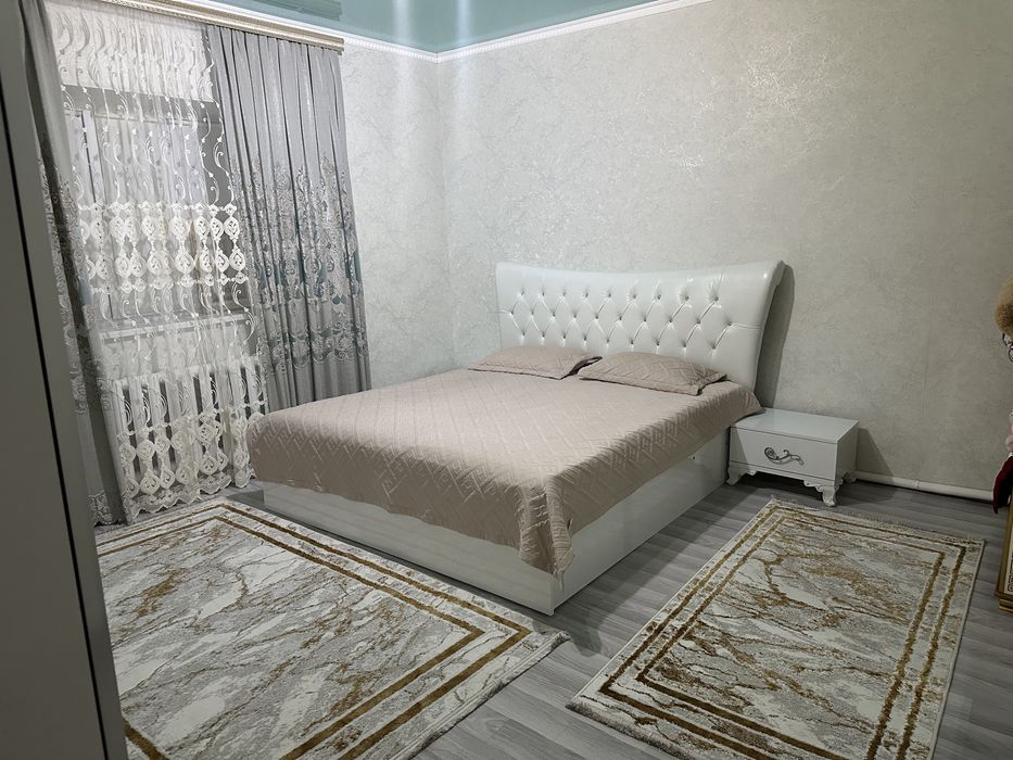 Двуспальный кровать б/у