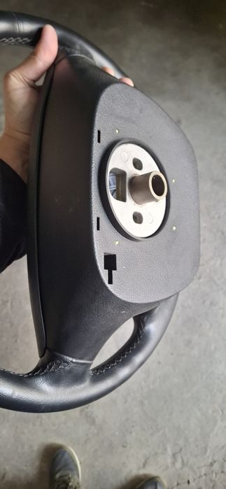 Продам рул от жентры.состояние отличное на фото видно кожанная
Оригина