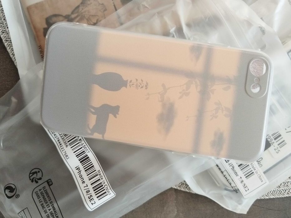 Нови силиконови кейсове калъфи за Apple iPhone 7 /8 / SE2