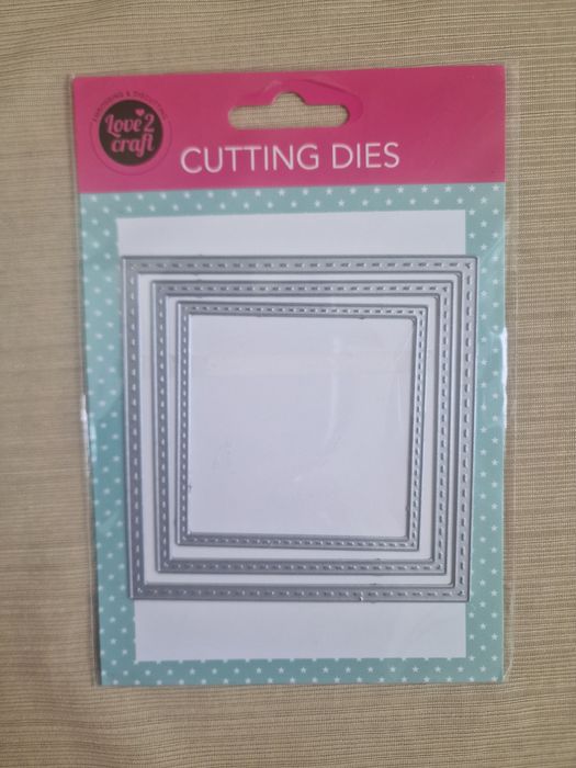 Продавам метални щанци