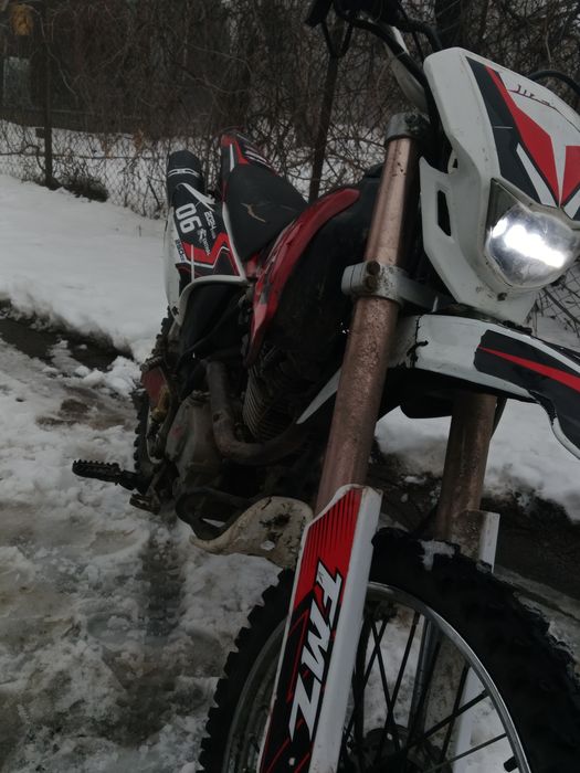 Продам эндуро 06 250кубов