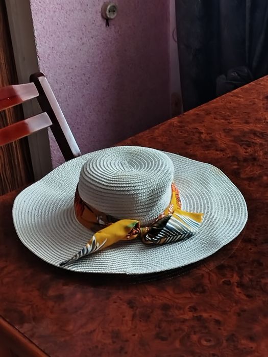 Головной убор шляпа