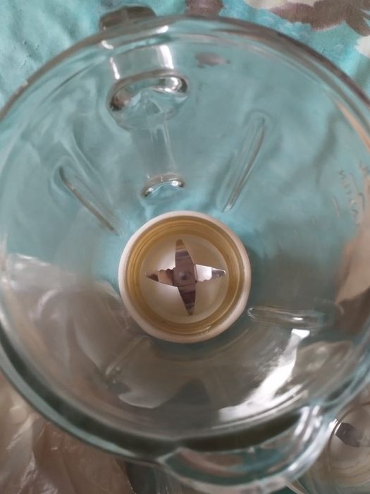 Продам блендер мы не пользуемся