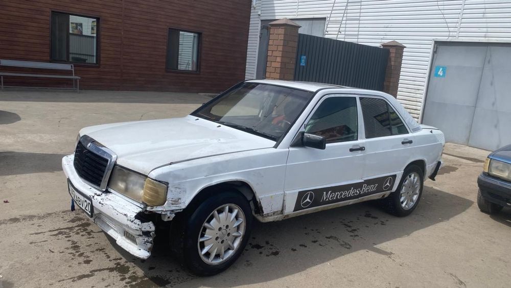 Продам мерседес 190