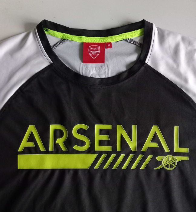 Оригинална лицензирана фенска тениска на Arsenal FC