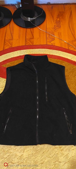 Vând bluze polar și termice L-xl