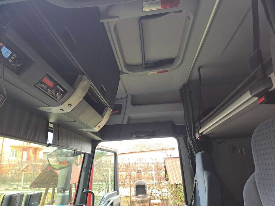 Transportor auto 4 pozitii MAN TGL 8.240