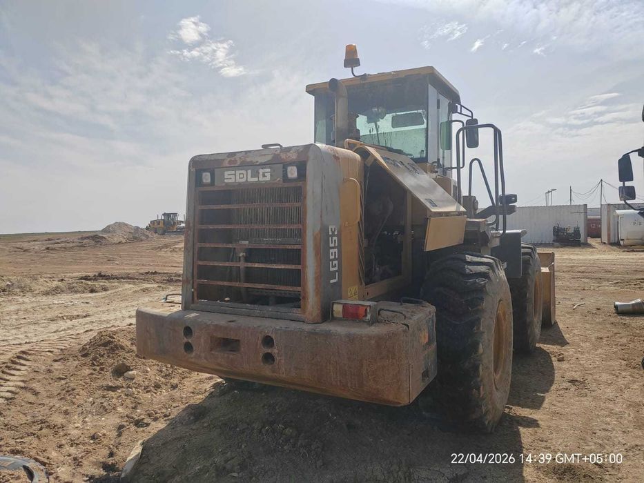 Фронтальный погрузчик