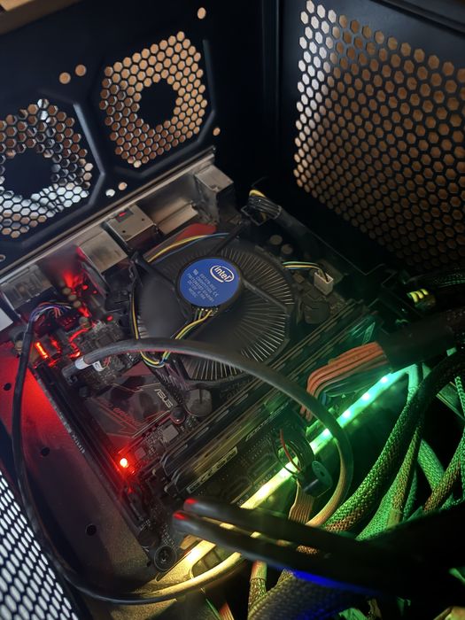 Компьютер компактный