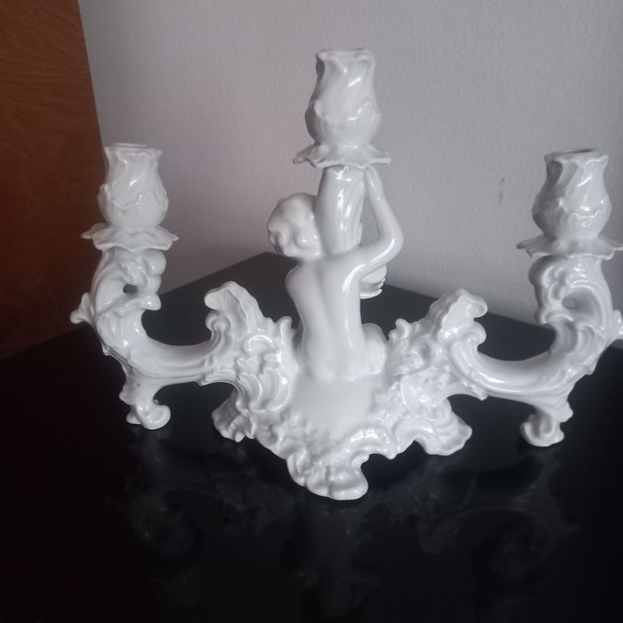 Sfeșnic  din porțelan de Curtea de Ag, anii 70