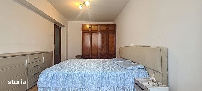 Închiriez apartament 2camere, balcon