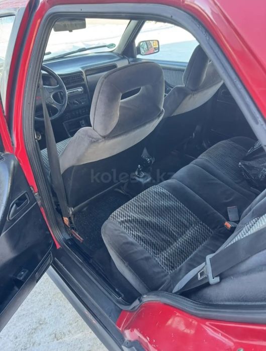 Seat Toledo Сеат Толедо