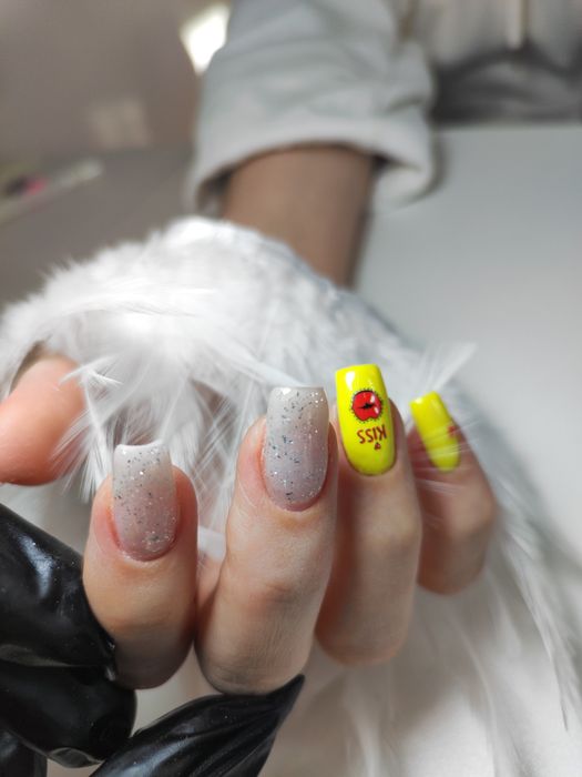 Мастер маникюра!!