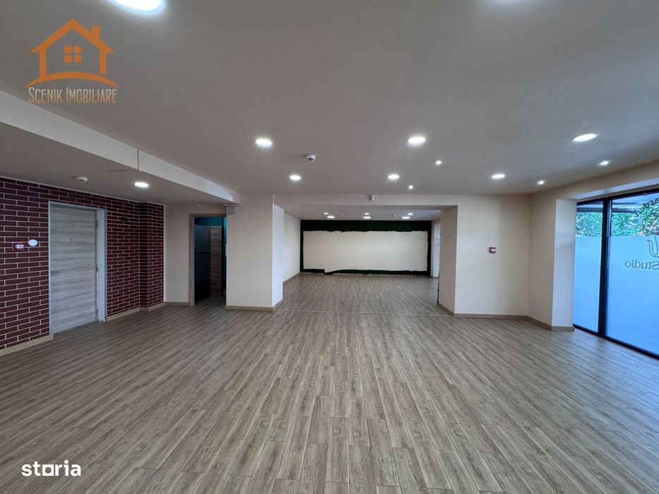 Spatiu comercial de inchiriat, 98 mp, zona Mall Coresi, Urban Pentha