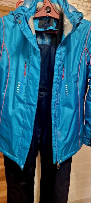 Женская одежда. Л