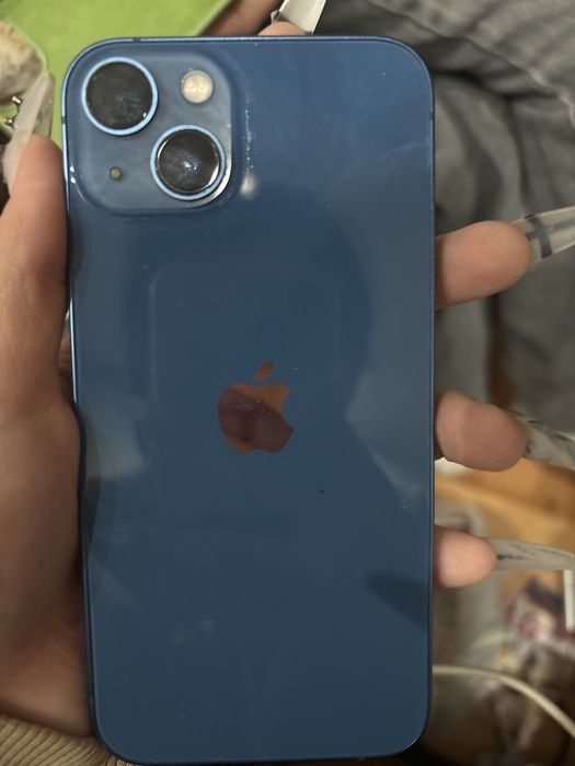 айфон 13 срочно продам