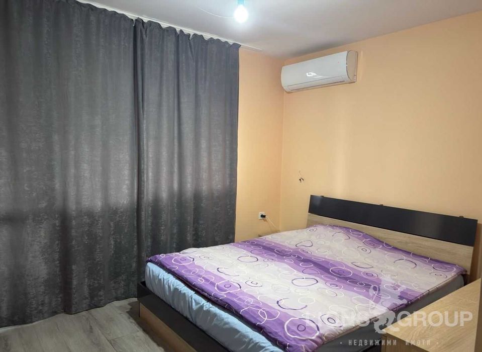 Самостоятелна къща с двор в с.Николаевка, област Варна