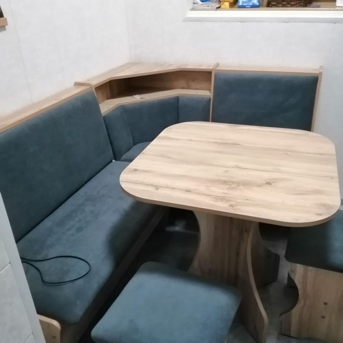 Уголок на заказ.