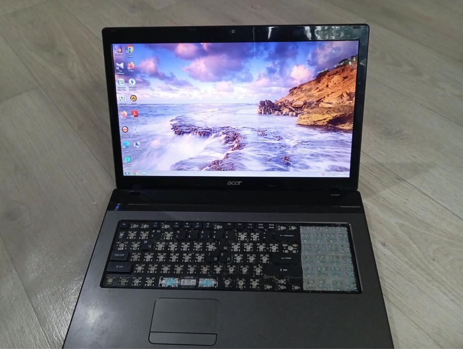 Ноутбук 17.3" Acer Aspire 7560G (под восстановление / на запчасти)