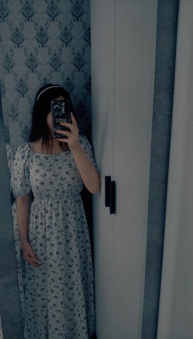 Платье летний ч цветочками