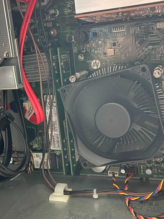 Unitate HP Pavilion 570-P402NB | AMD A10 | 8GB RAM | SSD + HDD