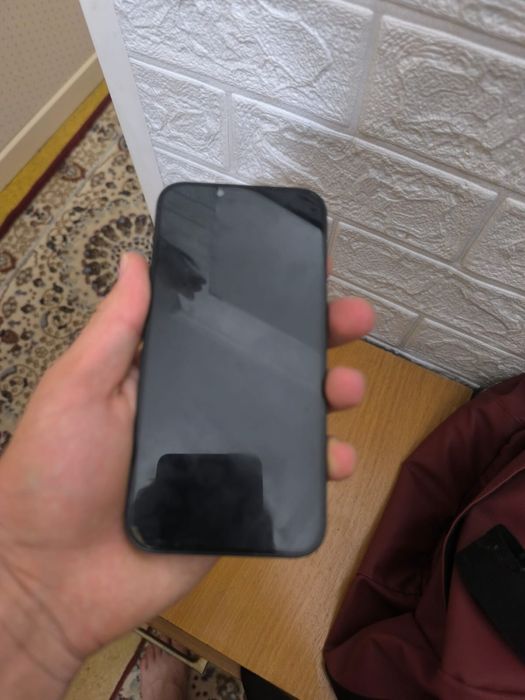 Продам айфон 13, 93 акб,