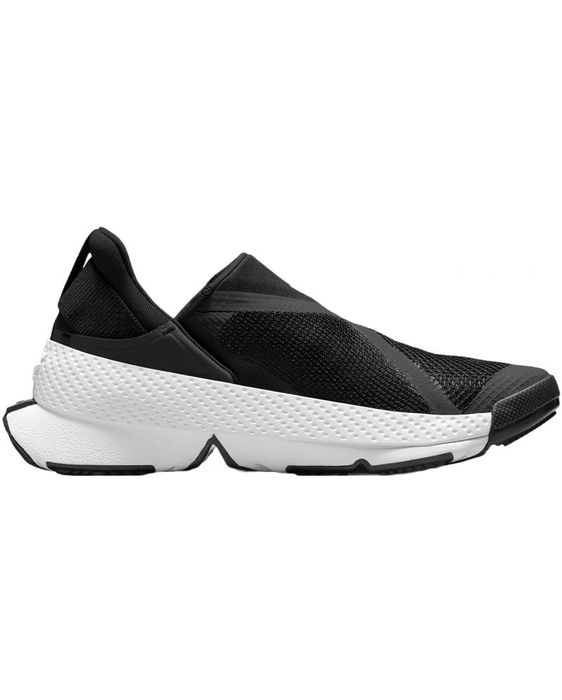 Дамски обувки Nike - Go FlyEase. черни/бели