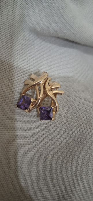 Продам золотые серьги союз 585 проба