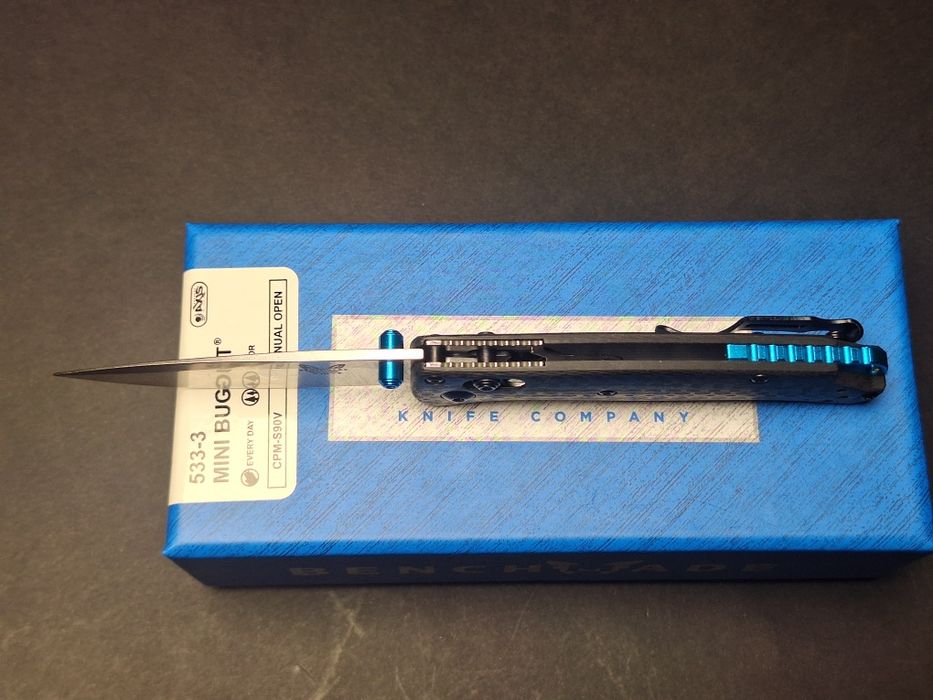 Нож Benchmade 533-3 Mini Bugout-Carbon