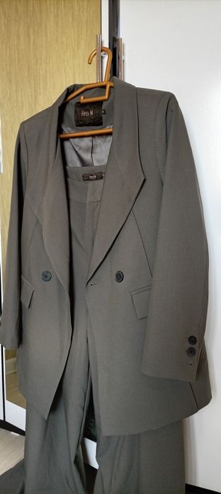 Продам новый женский комплект