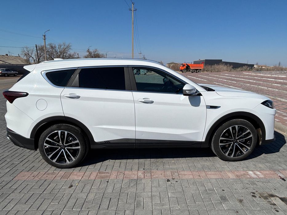 Продается Jetour X70 plus 2025г