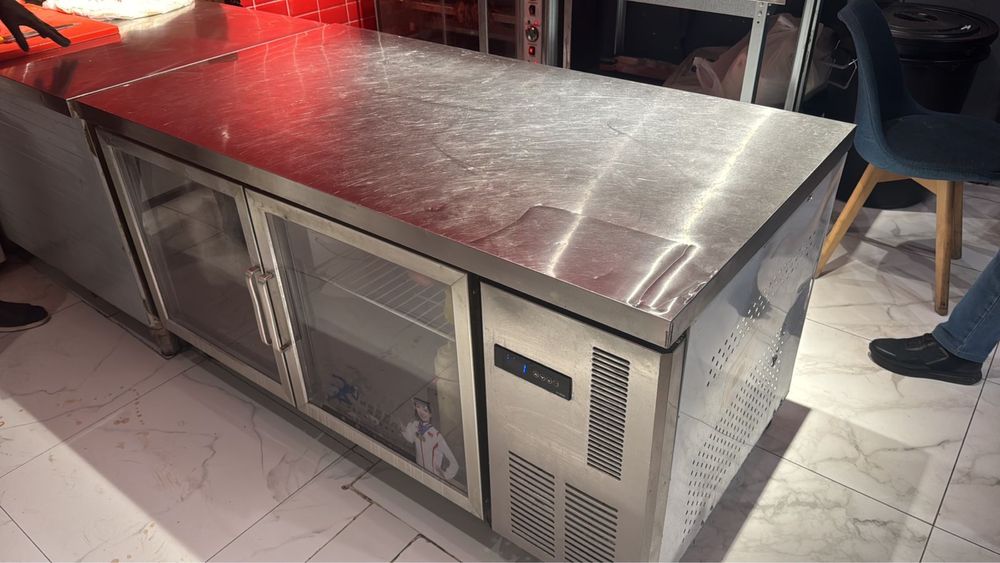 Стол-холодильник