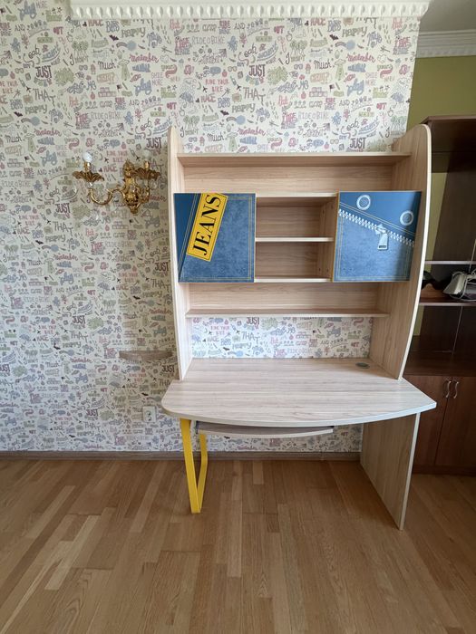 Продам подростковый детский  гарнитур