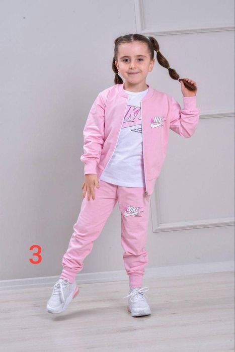Compleu copii diferite modele