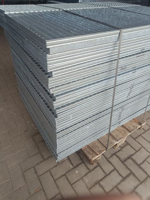 Grilaje zincate galvanizate