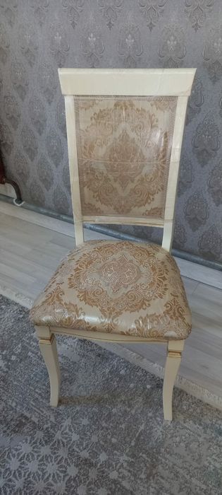 Стулья 10 шт в отличном состоянии