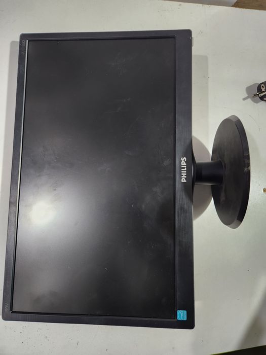 Монитор Philips  в отличном состоянии