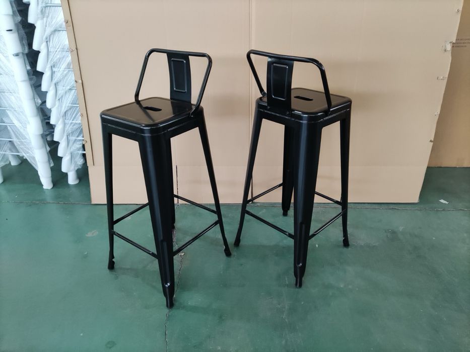 Бял Метален Бар Стол с 2г гаранция и доставка до Еконт