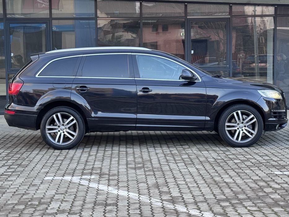 Audi Q7 3.0d Quattro 8Trepte *euro 6 *Far Led *Merge Impecabil