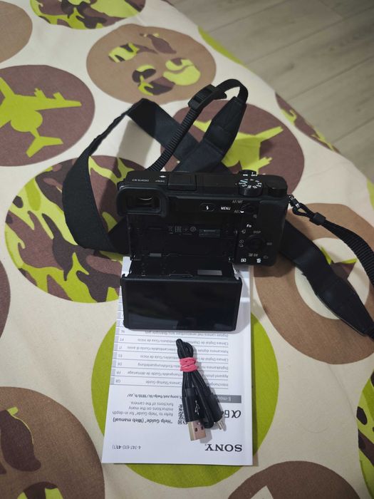 sony alpha a6400 body, 2272 кадъра, неразличим от нов
