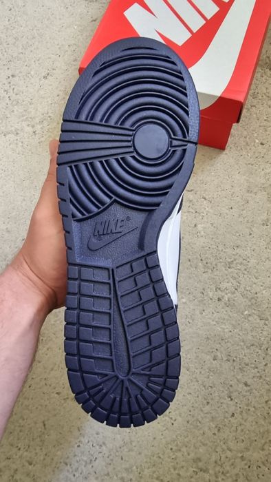 Nike dunk high navy
