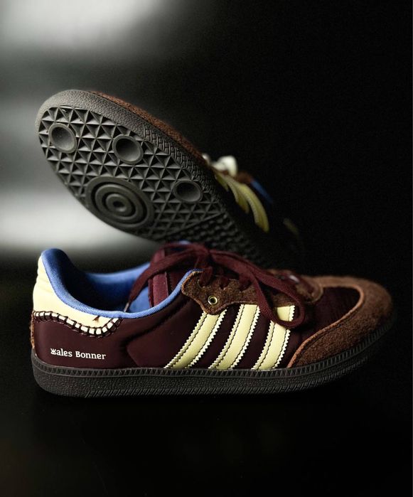 Кросовки adidas крассные