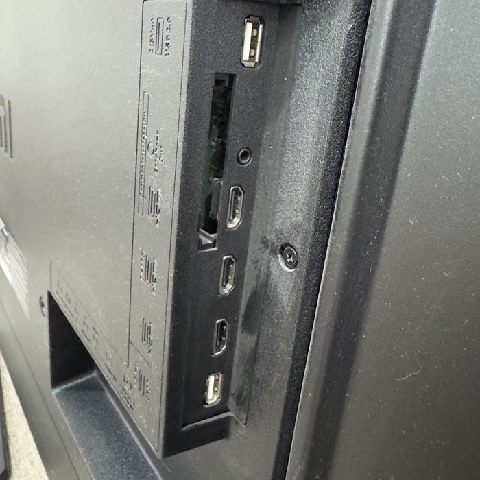 Телевизор Xiaomi P1 43 диагонали.