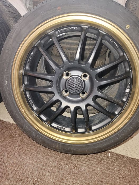 Продам комплект дисков.