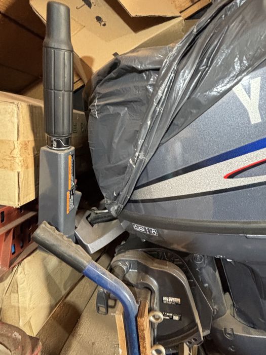 Надуваема лодка YAM 400S  Yamaha с Двигател Yamaha 25