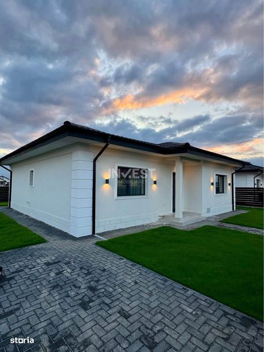 Casa cu 4 camere , Valea Ursului-Vorovesti , pozitie buna